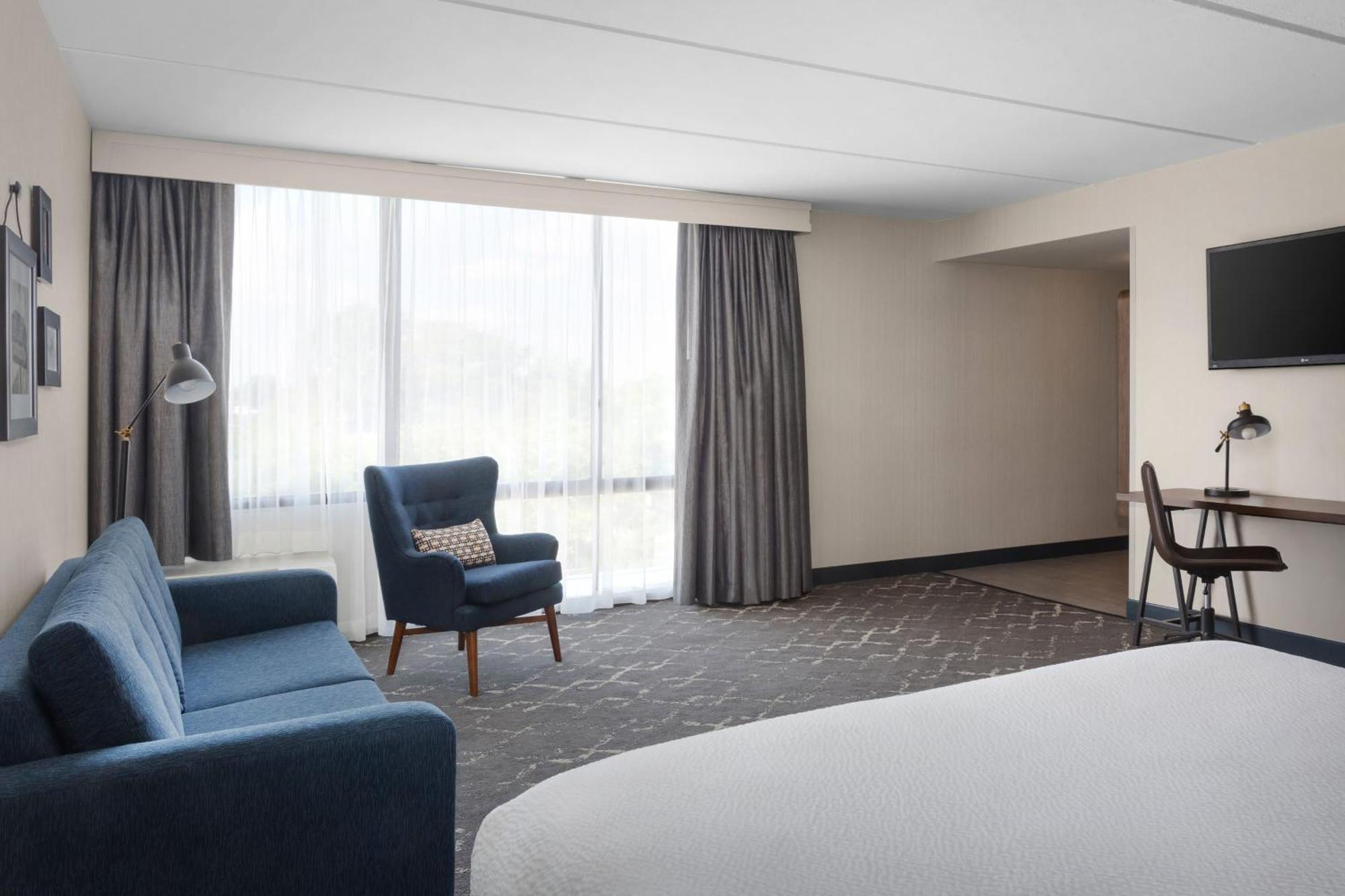 Hotel Four Points Northeast 4*